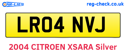 LR04NVJ are the vehicle registration plates.