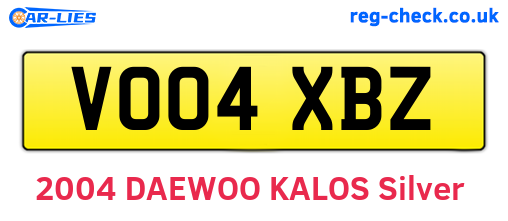 VO04XBZ are the vehicle registration plates.