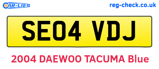 SE04VDJ are the vehicle registration plates.