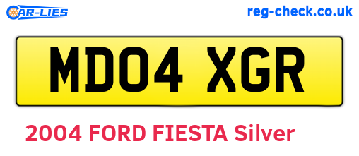 MD04XGR are the vehicle registration plates.