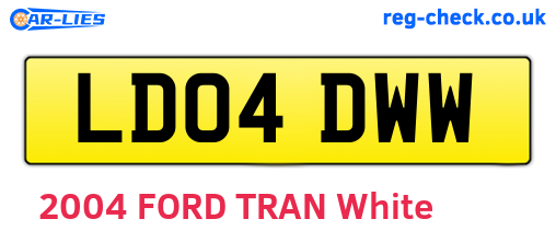 LD04DWW are the vehicle registration plates.