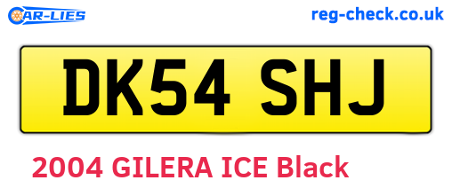 DK54SHJ are the vehicle registration plates.