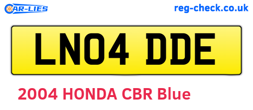 LN04DDE are the vehicle registration plates.