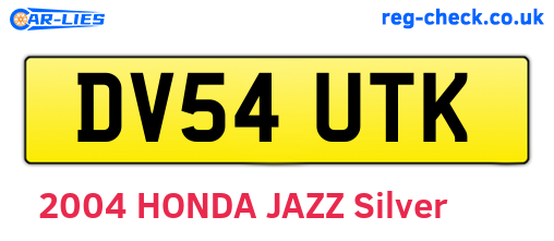 DV54UTK are the vehicle registration plates.
