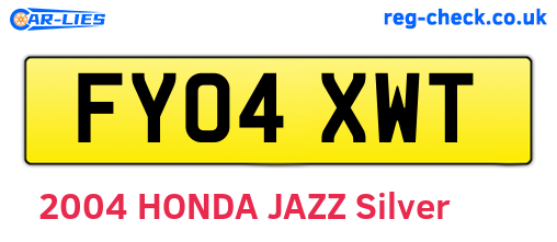 FY04XWT are the vehicle registration plates.