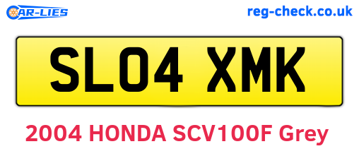 SL04XMK are the vehicle registration plates.