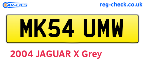MK54UMW are the vehicle registration plates.