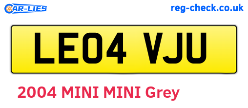 LE04VJU are the vehicle registration plates.