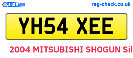 YH54XEE are the vehicle registration plates.