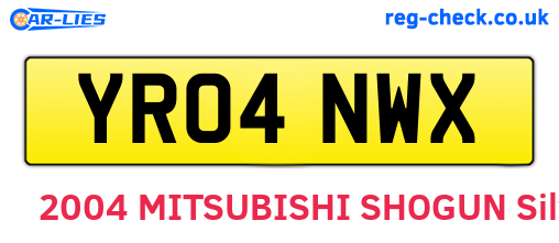 YR04NWX are the vehicle registration plates.