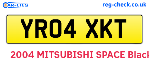 YR04XKT are the vehicle registration plates.