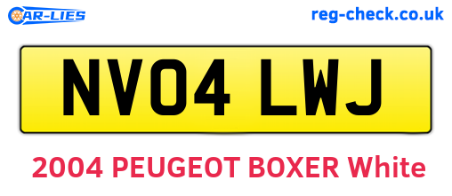 NV04LWJ are the vehicle registration plates.
