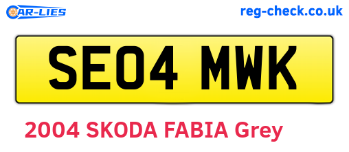 SE04MWK are the vehicle registration plates.