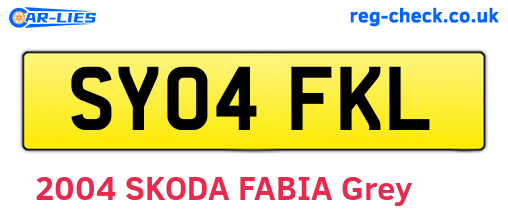 SY04FKL are the vehicle registration plates.