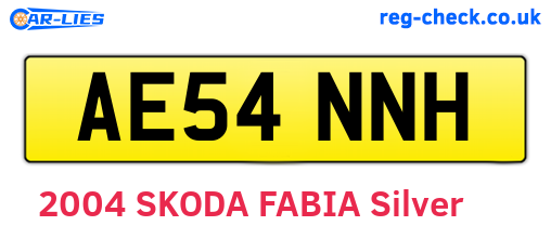 AE54NNH are the vehicle registration plates.
