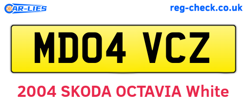 MD04VCZ are the vehicle registration plates.