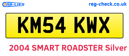 KM54KWX are the vehicle registration plates.