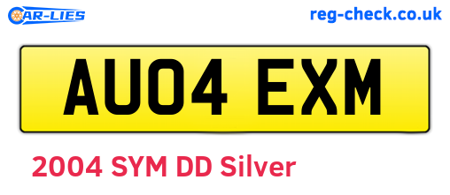 AU04EXM are the vehicle registration plates.