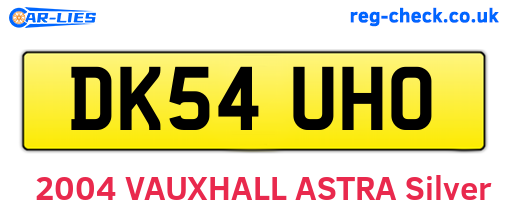 DK54UHO are the vehicle registration plates.