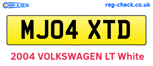 MJ04XTD are the vehicle registration plates.