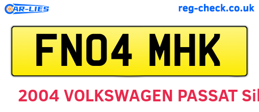 FN04MHK are the vehicle registration plates.