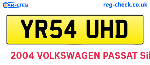 YR54UHD are the vehicle registration plates.