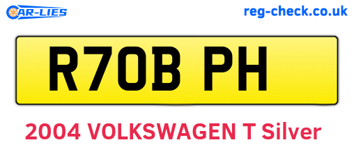 R70BPH are the vehicle registration plates.