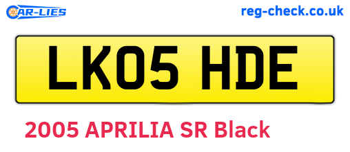 LK05HDE are the vehicle registration plates.