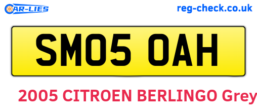SM05OAH are the vehicle registration plates.