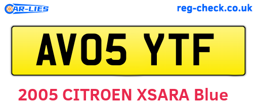 AV05YTF are the vehicle registration plates.
