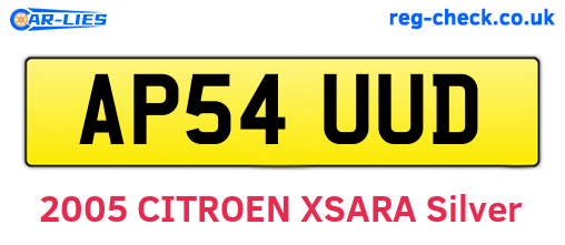 AP54UUD are the vehicle registration plates.