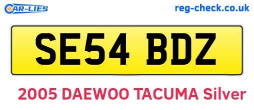 SE54BDZ are the vehicle registration plates.