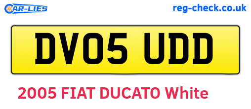 DV05UDD are the vehicle registration plates.