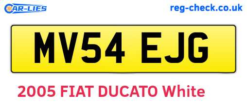 MV54EJG are the vehicle registration plates.