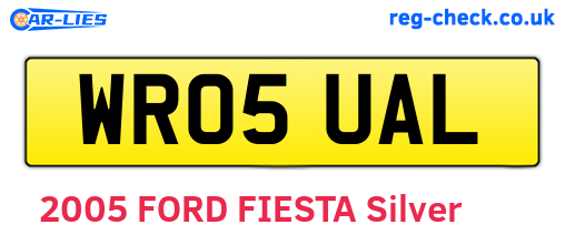 WR05UAL are the vehicle registration plates.