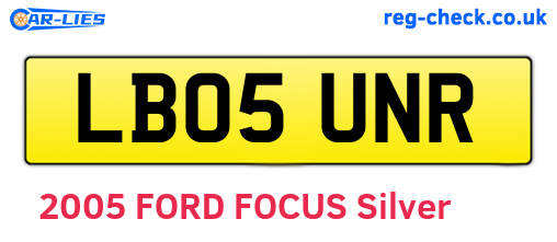 LB05UNR are the vehicle registration plates.