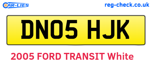 DN05HJK are the vehicle registration plates.