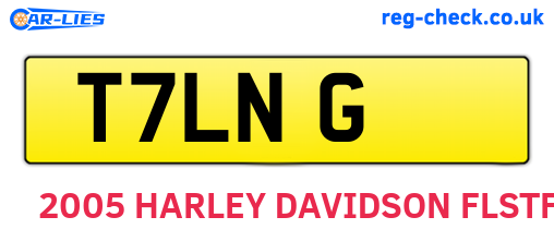 T7LNG are the vehicle registration plates.