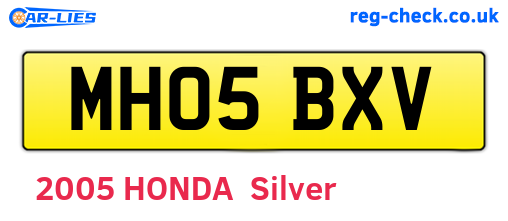 MH05BXV are the vehicle registration plates.
