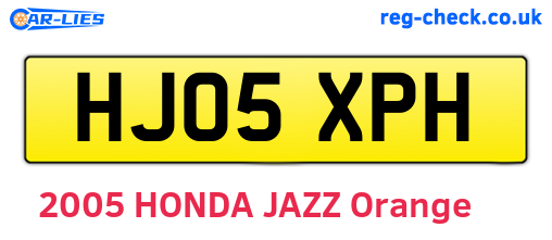 HJ05XPH are the vehicle registration plates.