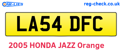 LA54DFC are the vehicle registration plates.