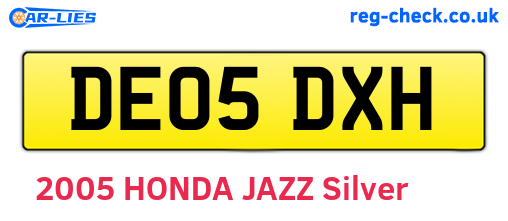 DE05DXH are the vehicle registration plates.