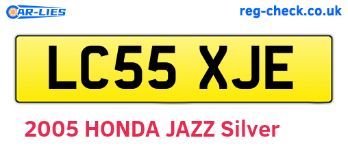 LC55XJE are the vehicle registration plates.