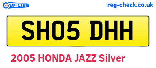 SH05DHH are the vehicle registration plates.