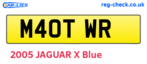 M40TWR are the vehicle registration plates.
