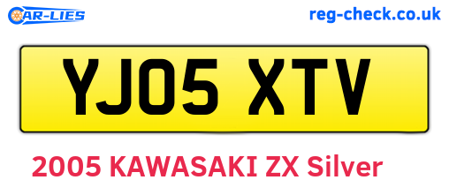 YJ05XTV are the vehicle registration plates.