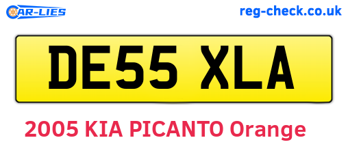 DE55XLA are the vehicle registration plates.