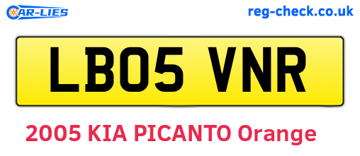 LB05VNR are the vehicle registration plates.