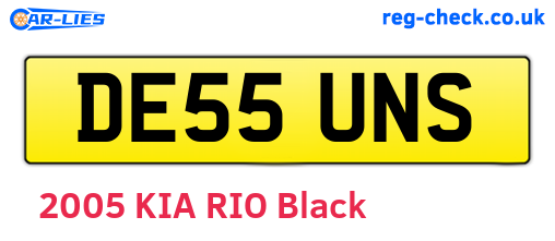 DE55UNS are the vehicle registration plates.