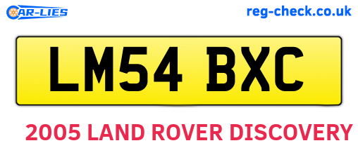 LM54BXC are the vehicle registration plates.